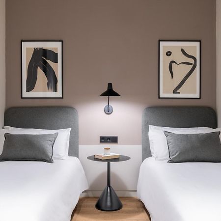 Aspasios Rambla Catalunya Apartments Barcelona Bagian luar foto