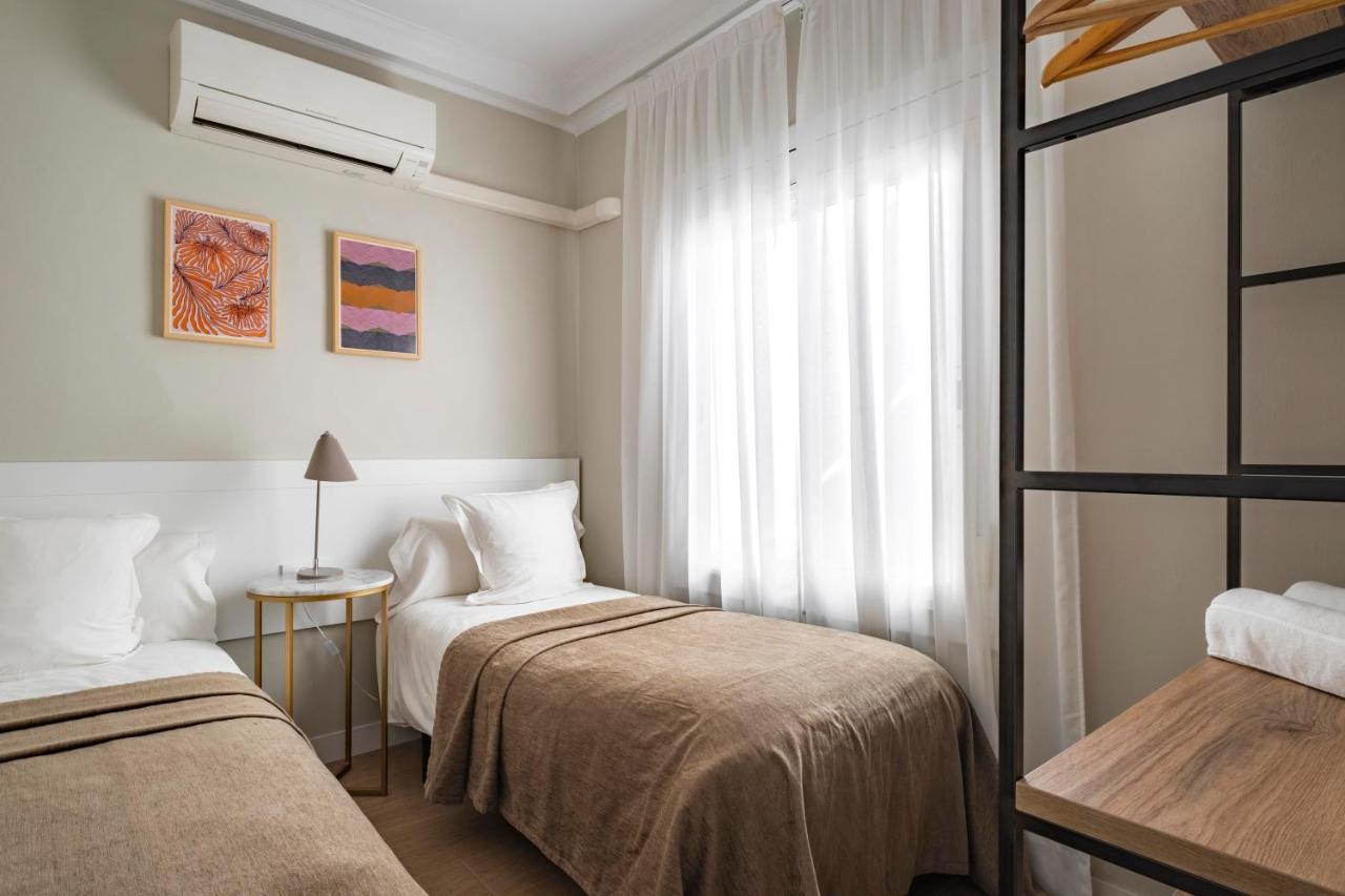 Aspasios Rambla Catalunya Suites Barcelona Bagian luar foto