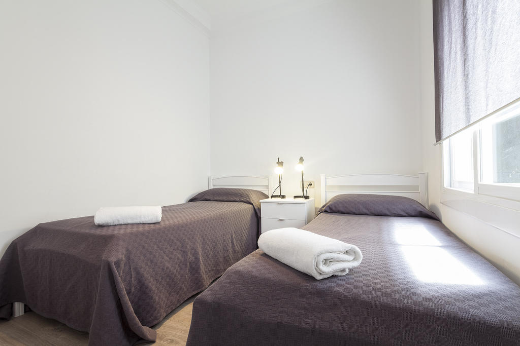 Aspasios Rambla Catalunya Apartments Barcelona Bagian luar foto