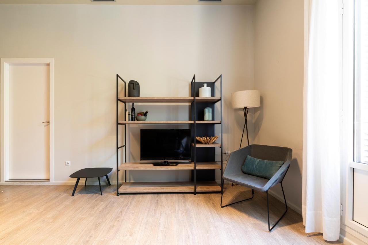 Aspasios Rambla Catalunya Apartments Barcelona Bagian luar foto